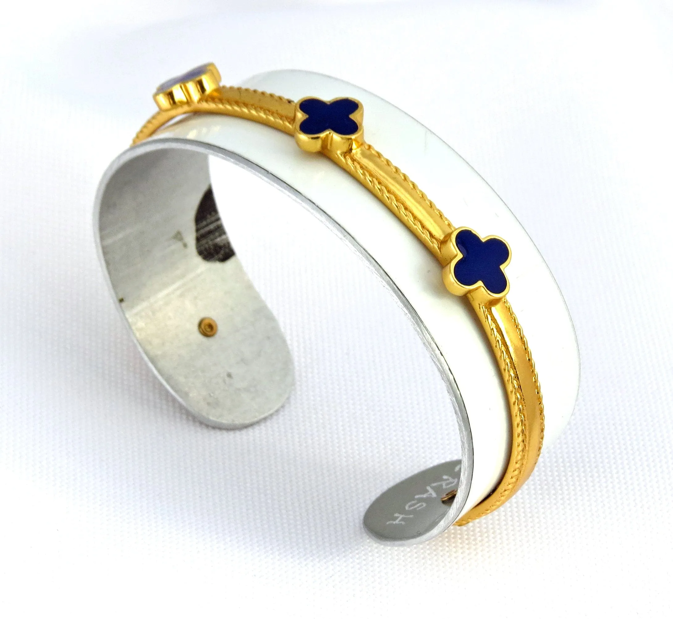 Audi R8 Clover Cuff