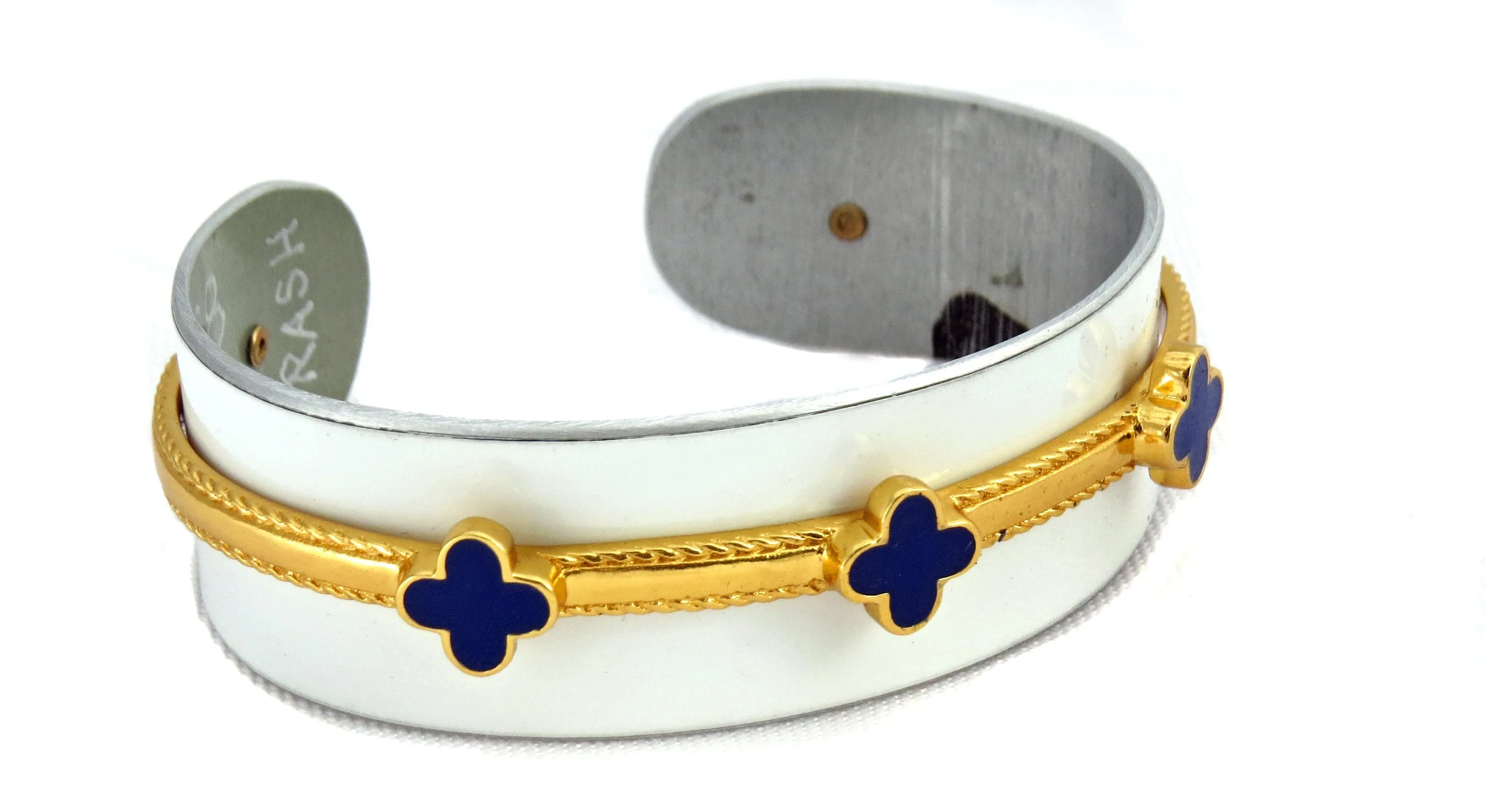Audi R8 Clover Cuff