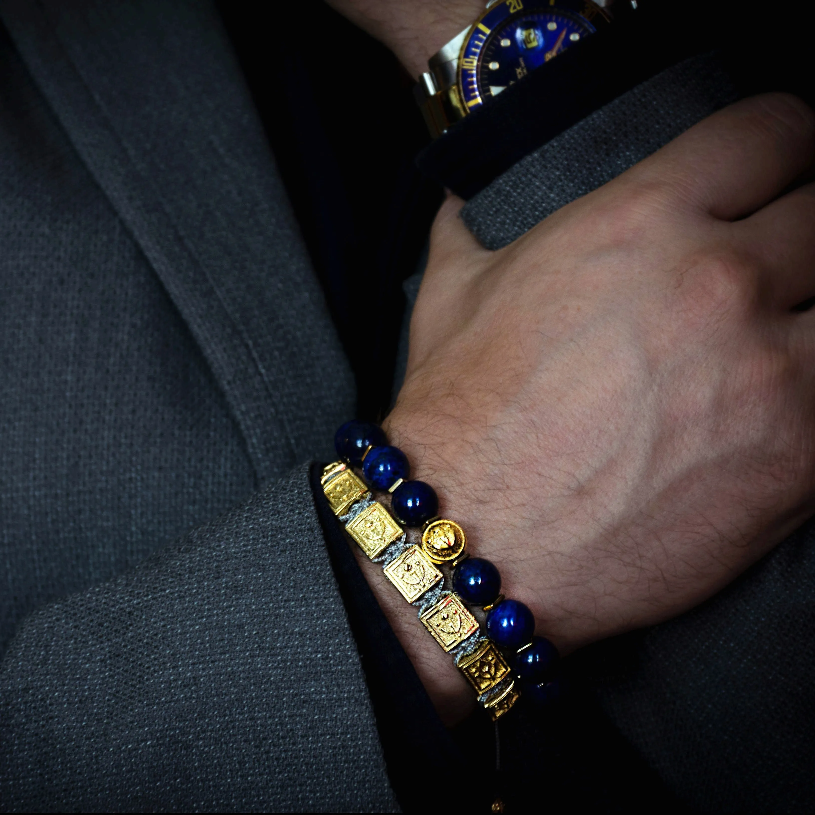 Blue Gold - Premium Blue Lapis Lazuli Stone Bead Bracelet in Gold | 10MM