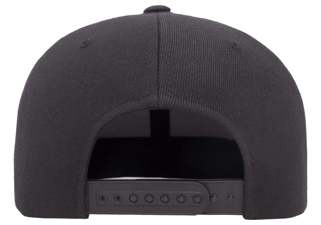 Canada Mighty Maple Snapback Black