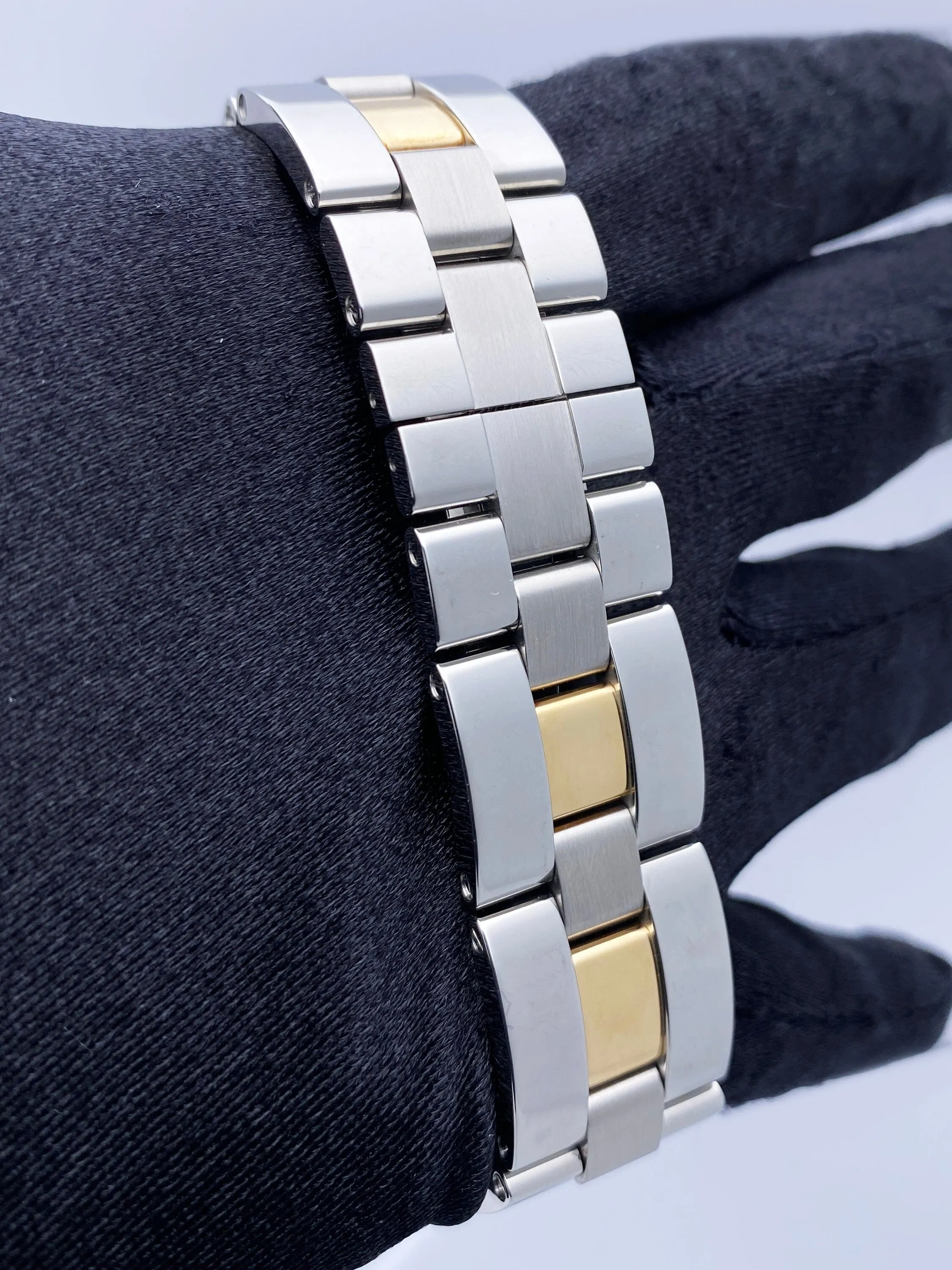 Cartier Roadster W62031Y4 Silver Dial Two Tone Mens Watch