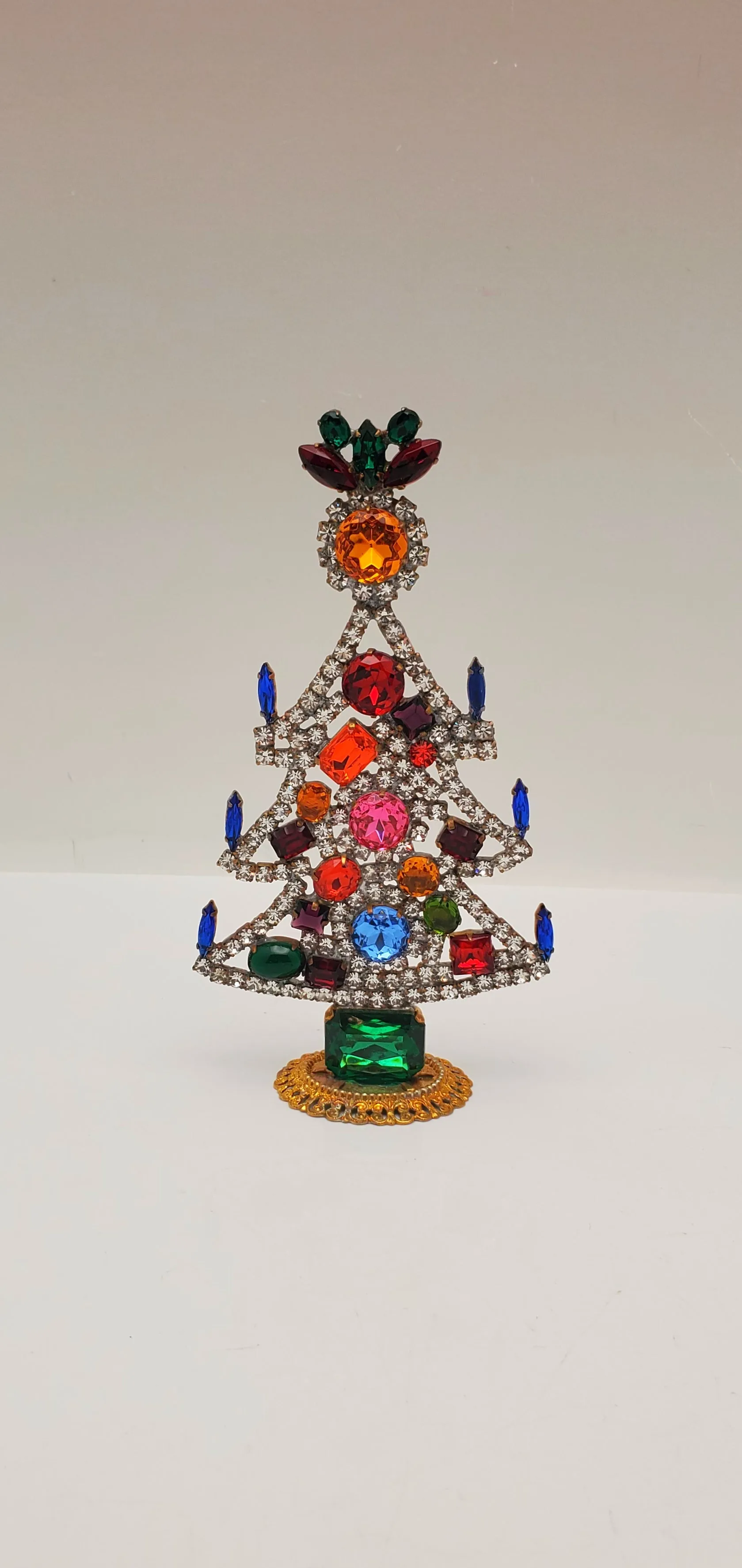 Czech. Mantle Tree #105
