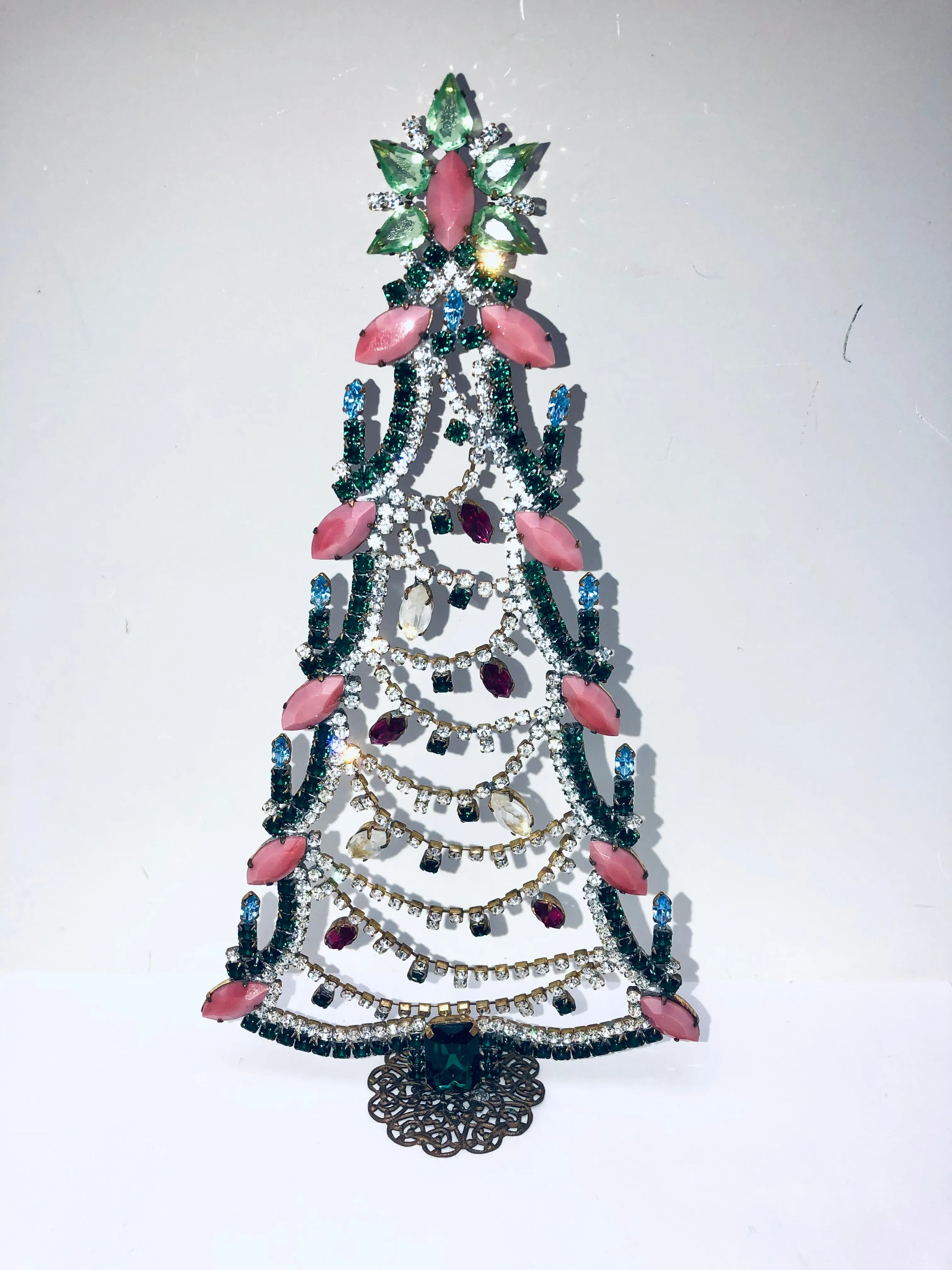 Czech. Mantle Tree #76