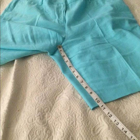 Doncaster Turquoise Linen Shorts