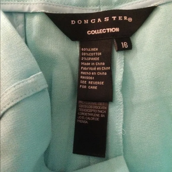 Doncaster Turquoise Linen Shorts