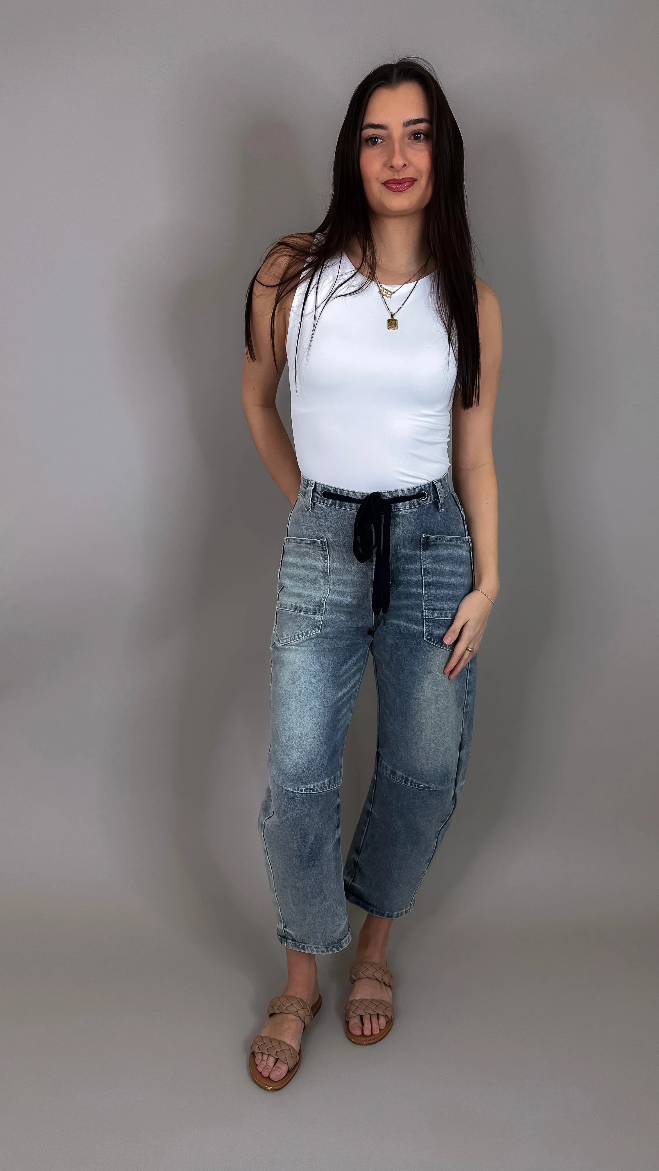 Indifferent Barrel Jeans