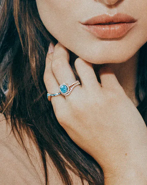 Iris Ring in Carico Lake turquoise