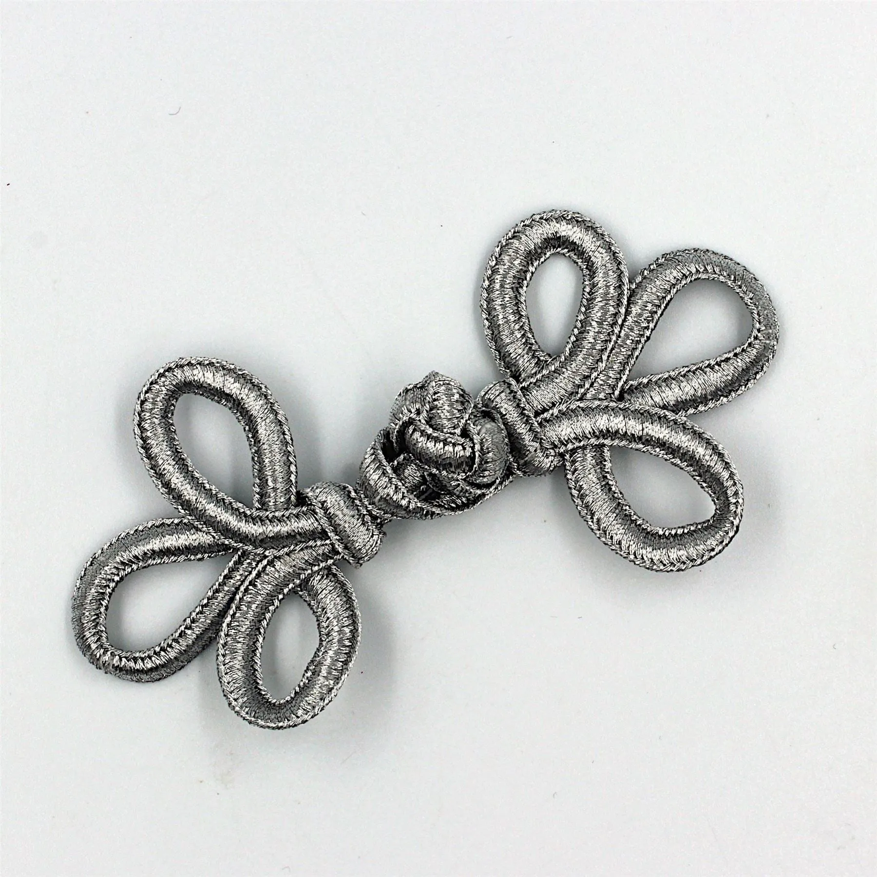 Looped Metallic Frog Fastening 11cm 9819