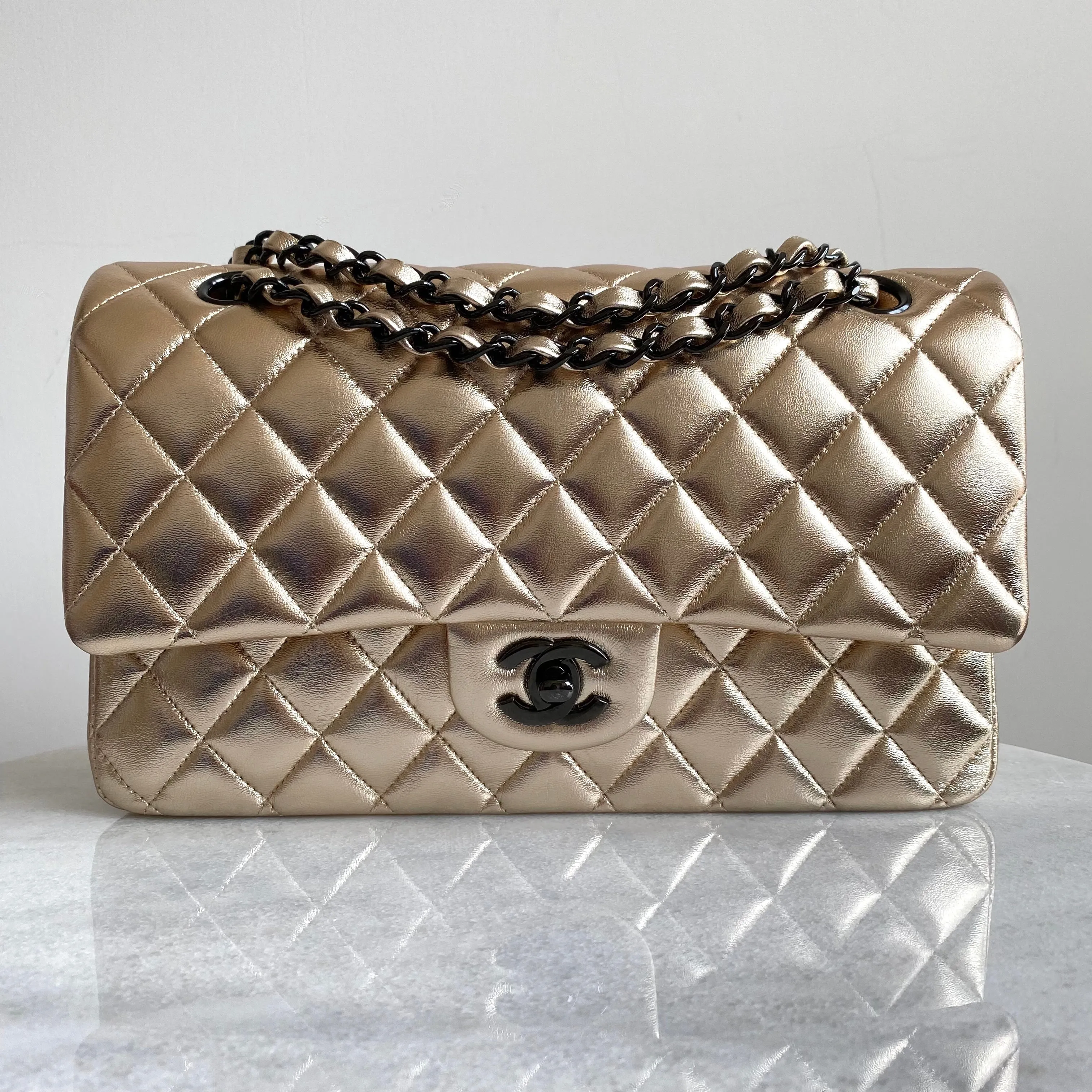 Medium Classic Double Flap Bag in 21S Metallic Gold Lambskin