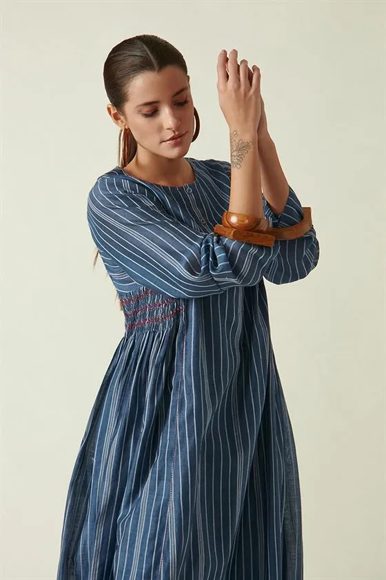Payal Pratap   I   Casa Loma Dime Kurta & Pant Set(2Pcs) Cotton Silk Handloom  Blue  Transition Edit 9SB-114