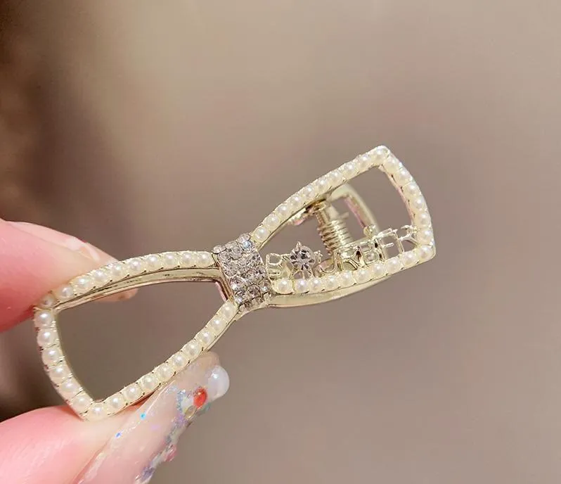 Pearl Bow Hairpin