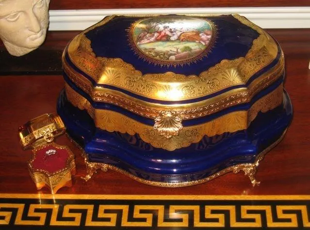 Penicaud Opera Jewelry Box - Limited Edition