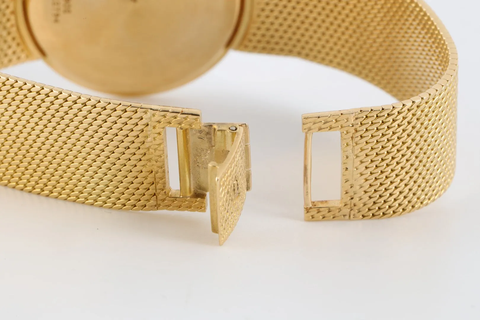 Piaget 18k Yellow Gold Lapis Dial 31mm Ladies Watch (54.25g.)