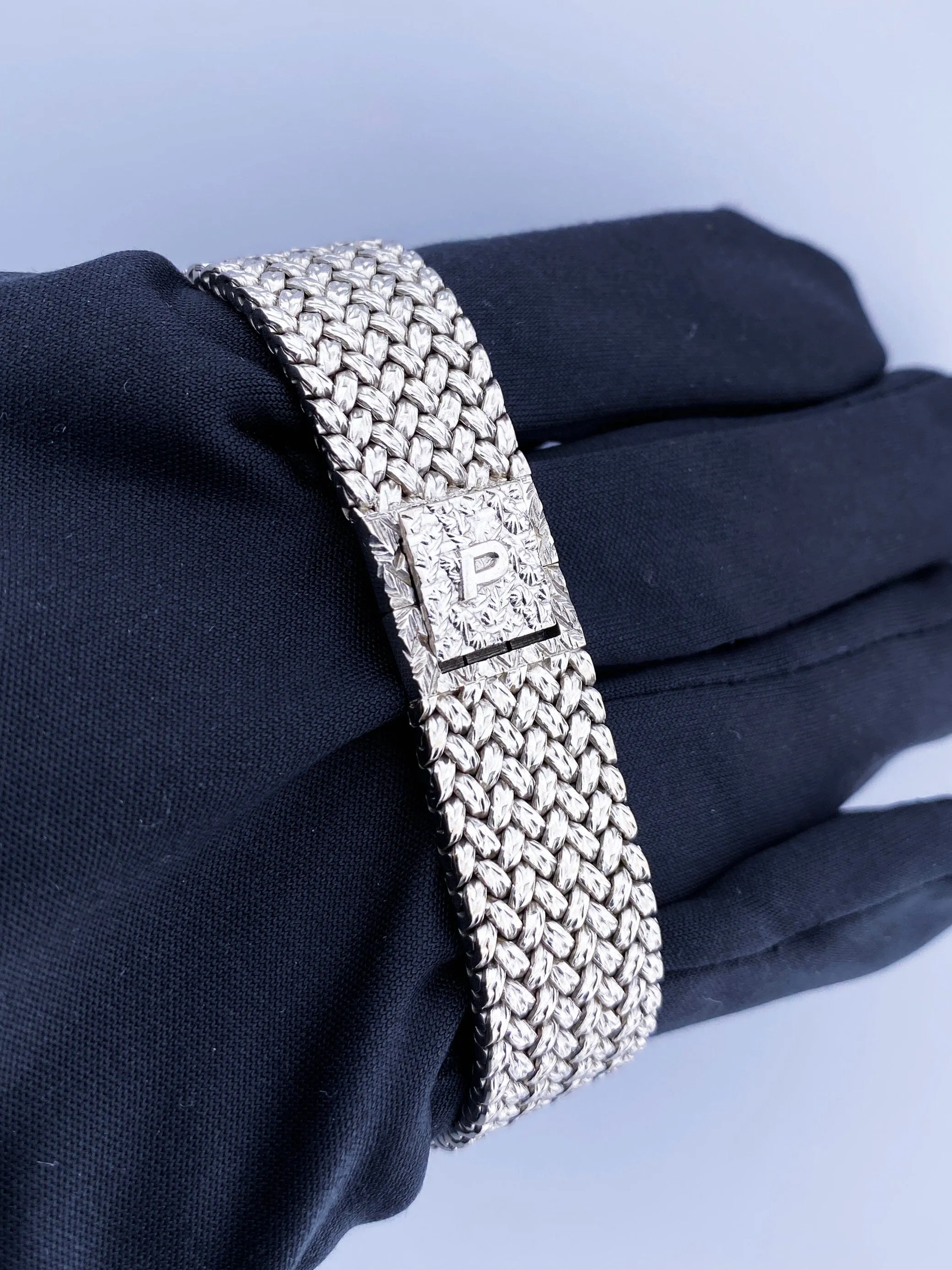 Piaget 9802D2 Lapis Lazuli Pave Dial 18K White Gold Ladies Watch