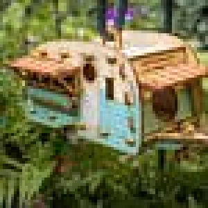Puzzle - Vintage Camper Bird House