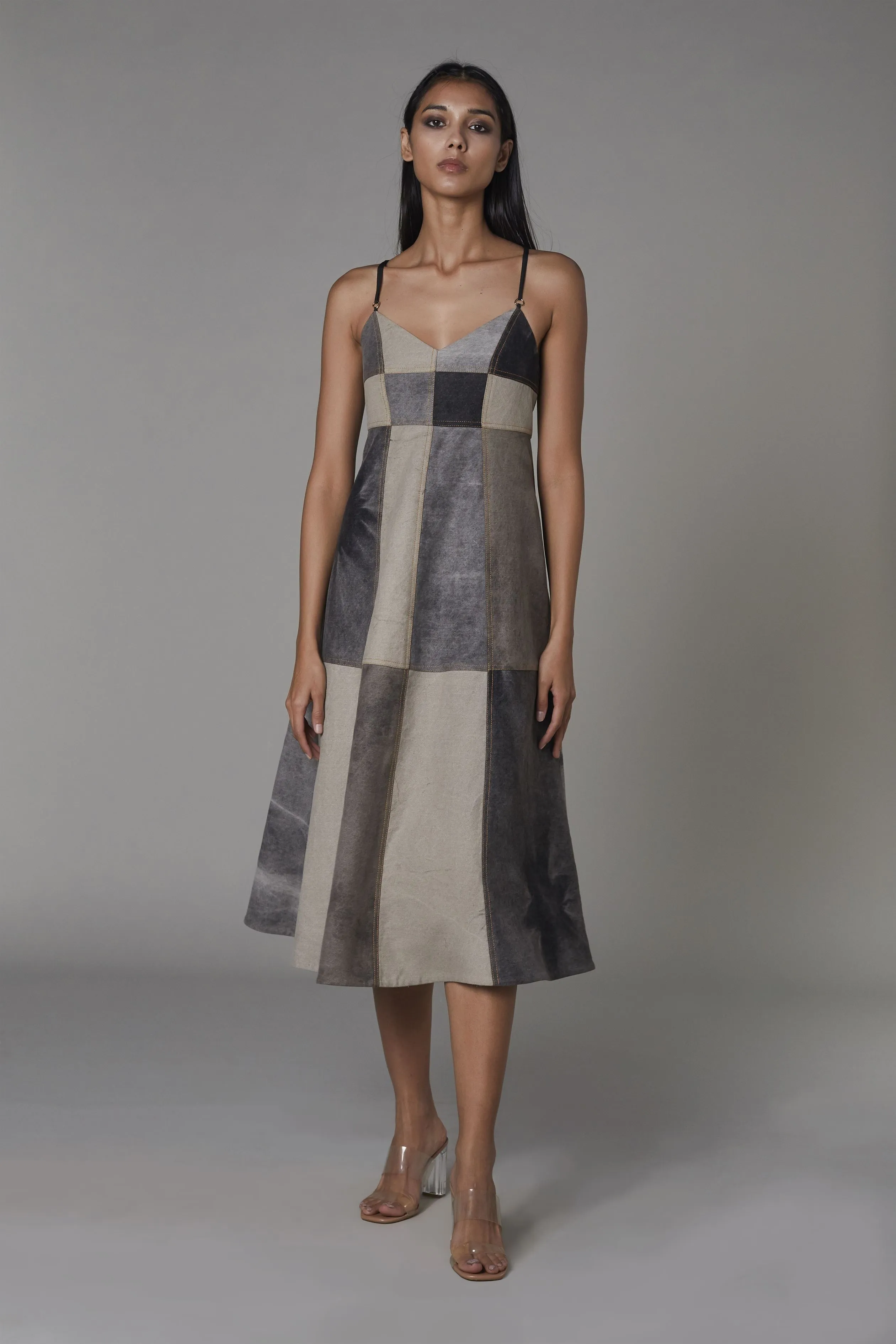 Saaksha & KinniÂ    I   Grey denim dress Drill Grey SS22028
