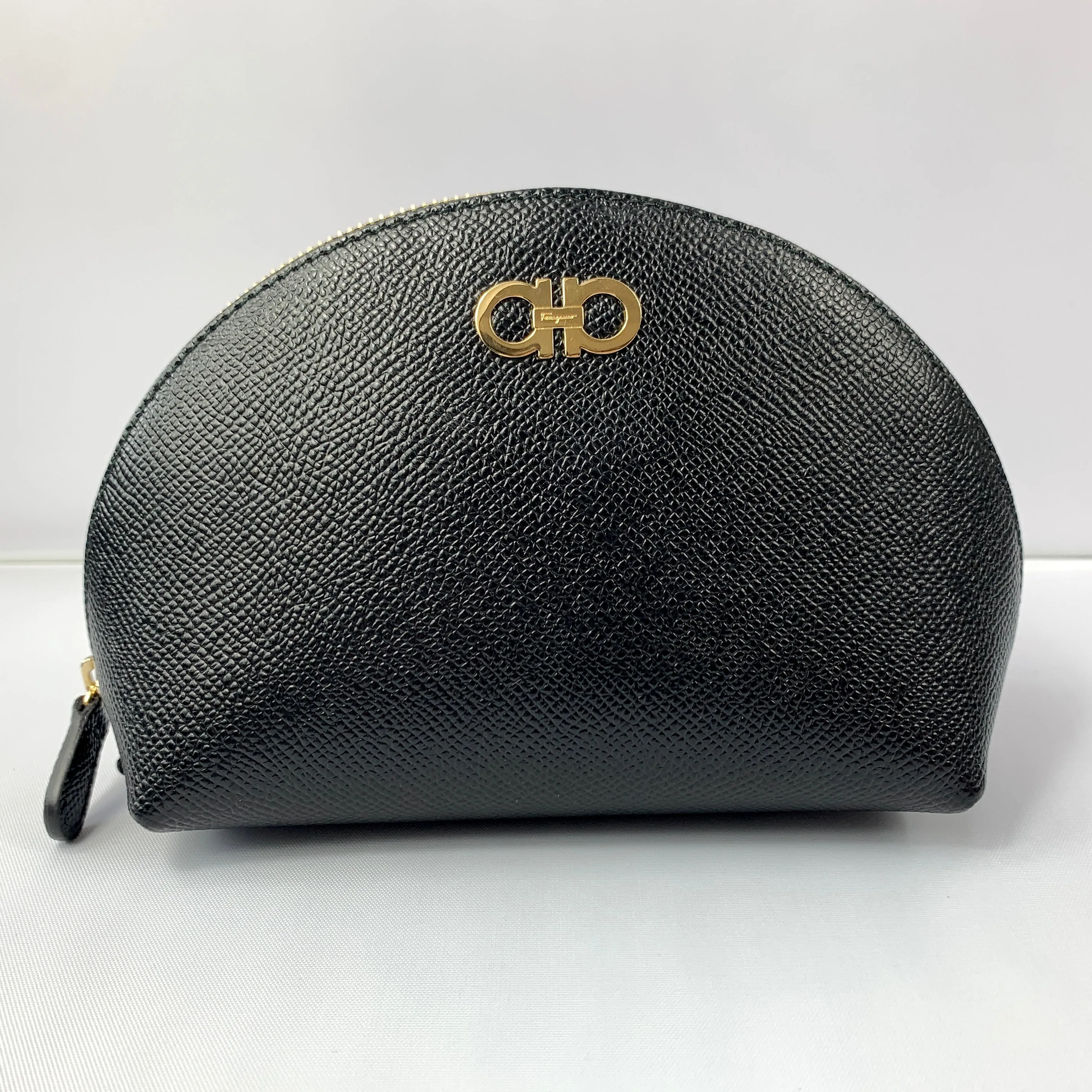 Salvatore Ferragamo Cosmetic Zip Pouch in Nero