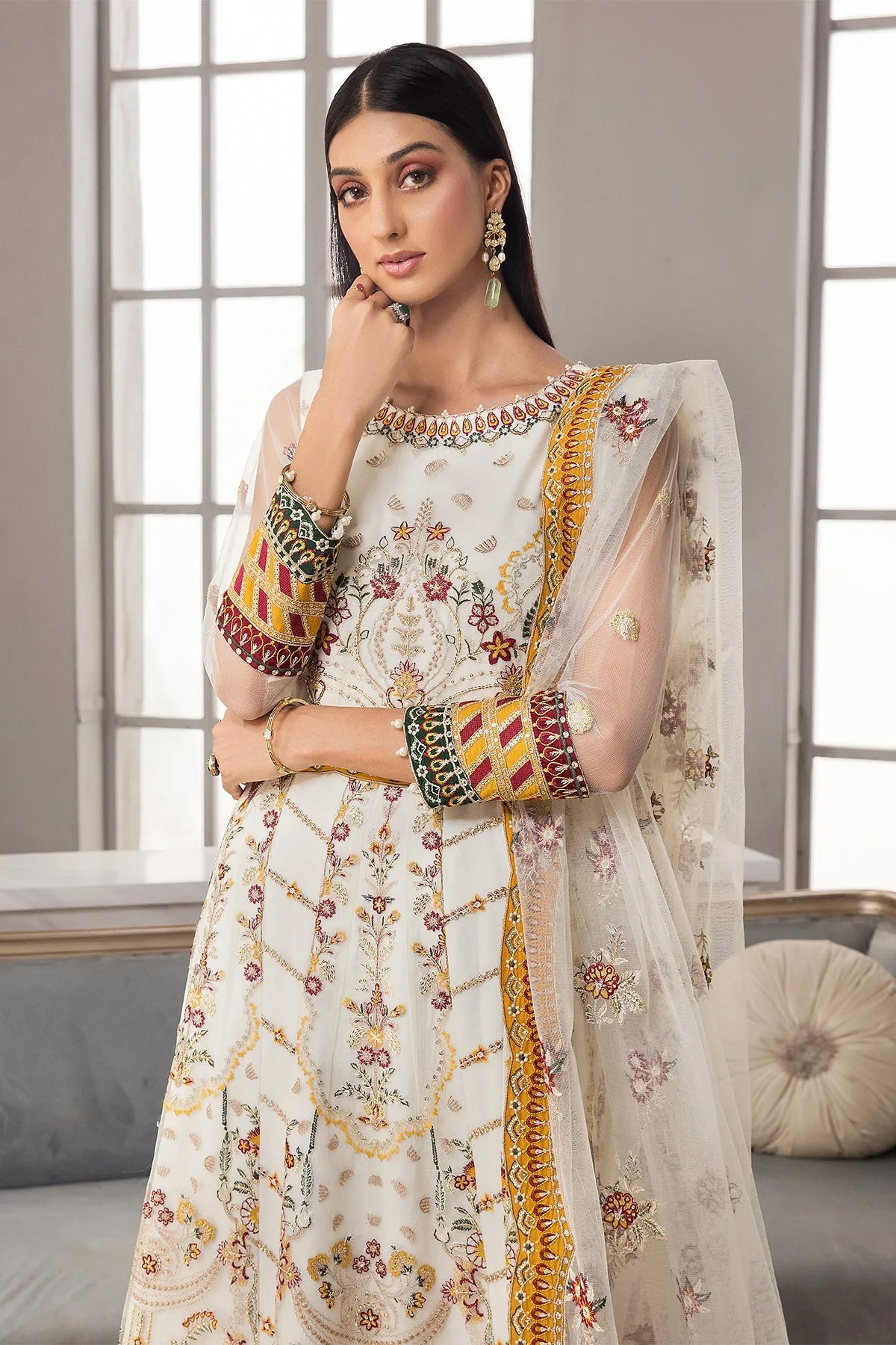 Sawera Alizeh Fashion Vasl-e-Meeras Festive Edition 2022 | Unstitched Embroidered Chiffon Suits Alizeh Fashion Vasl-e-Meeras Festive Edition 2022 | Unstitched Embroidered Net Suits