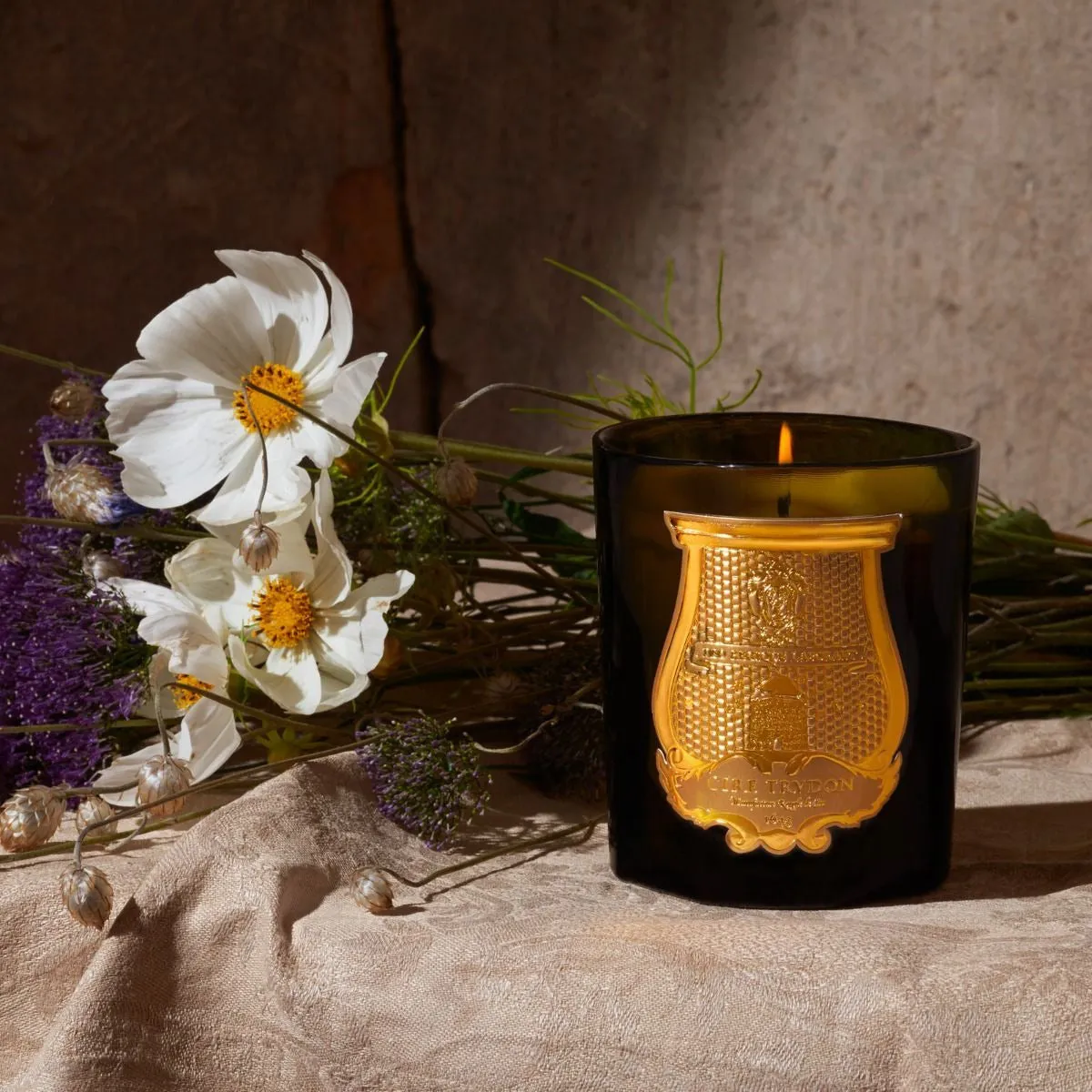 TRUDON Classic Candle, Ernesto - Leather and Tobacco