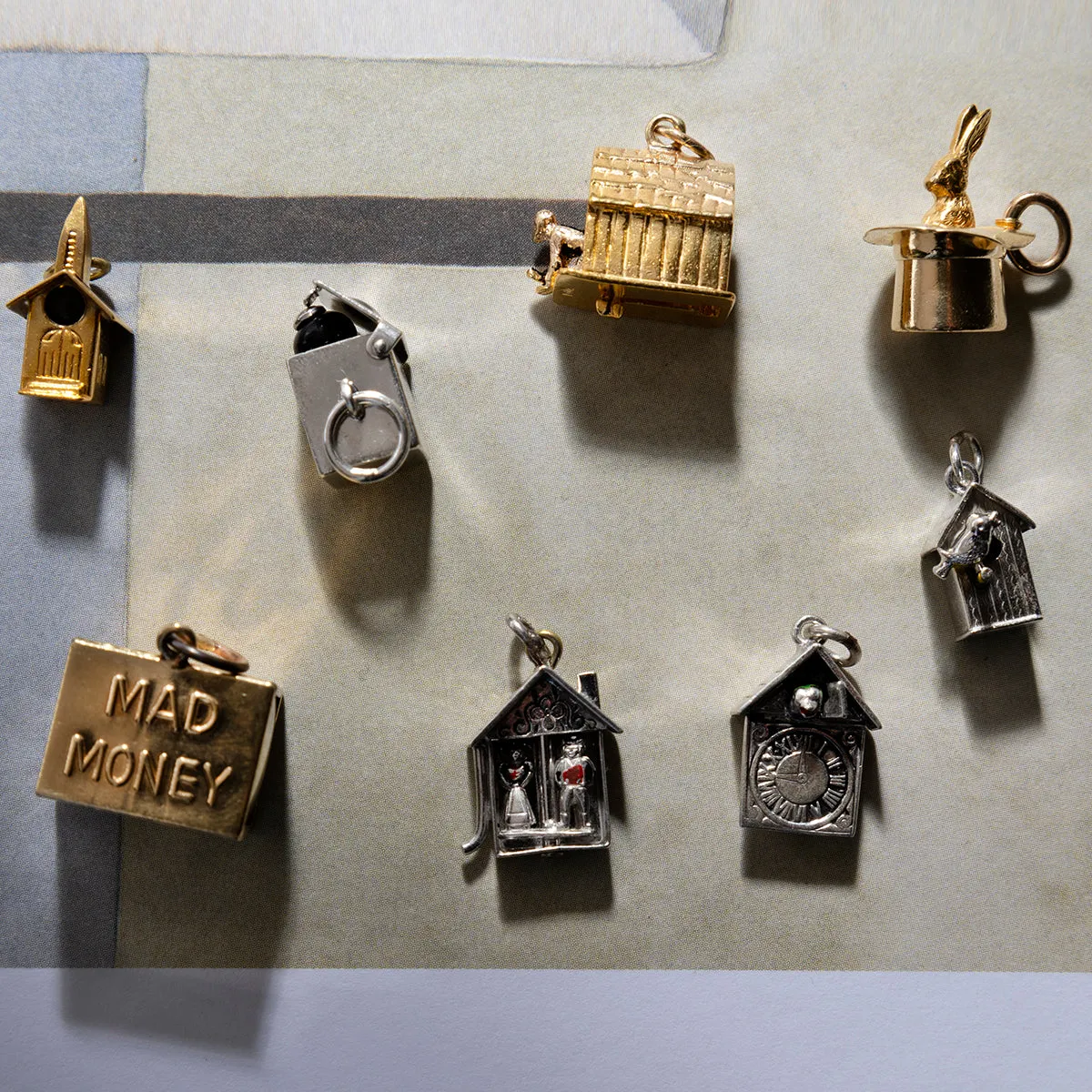 Vintage 14k Dog House Charm