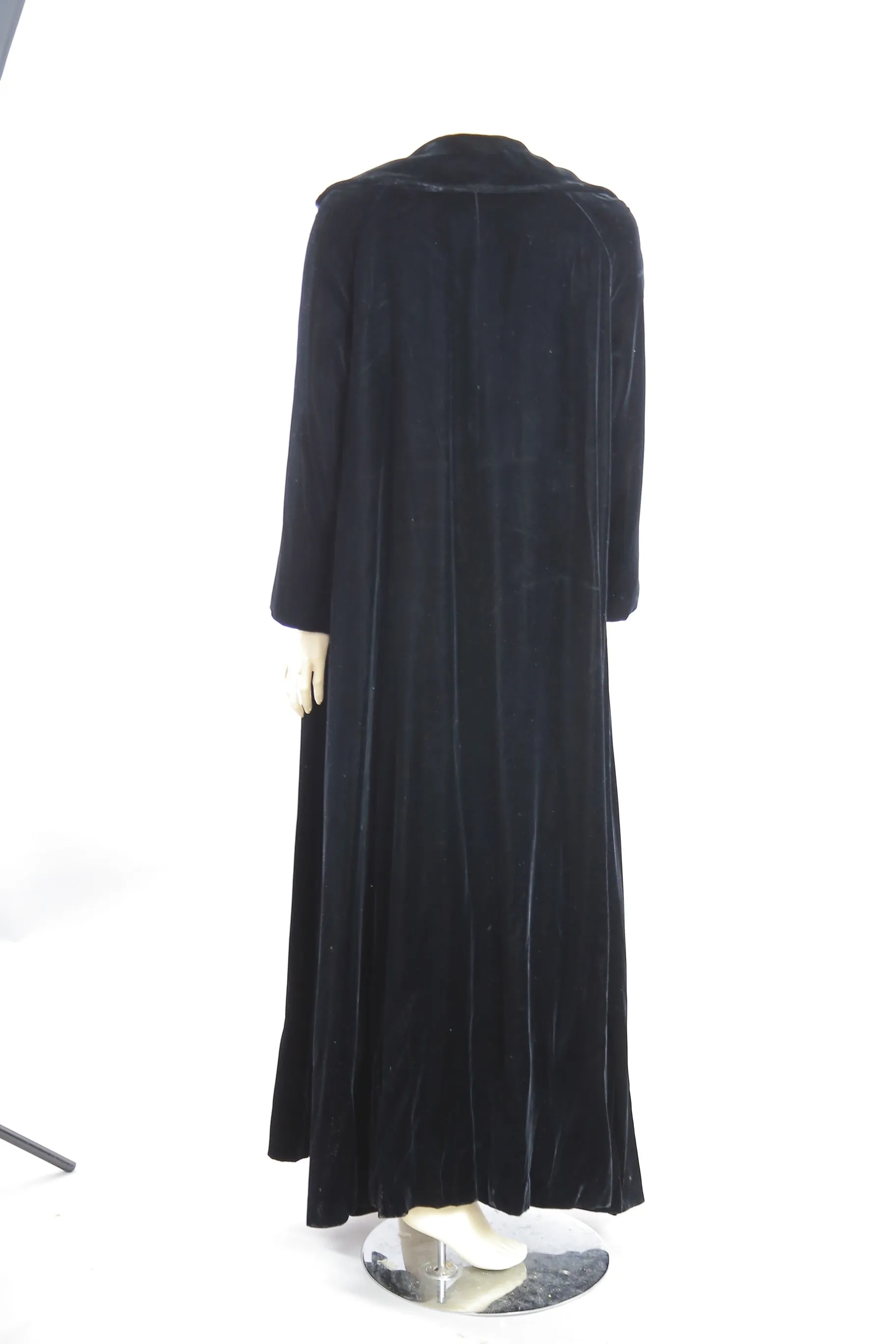 Vintage 50s black velvet opera coat evening cocktail party coat Candi Wrap coat