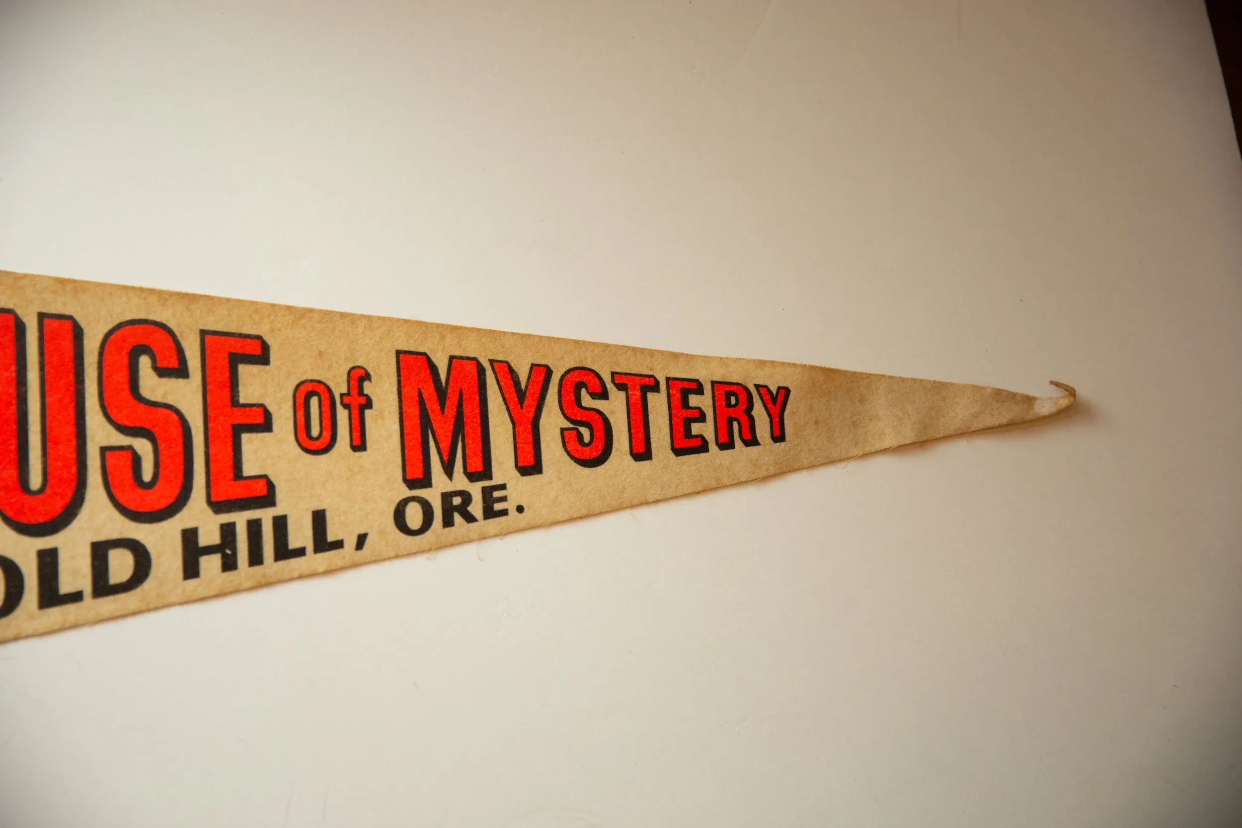 Vintage House of Mystery Gold Hill Oregon Felt Flag