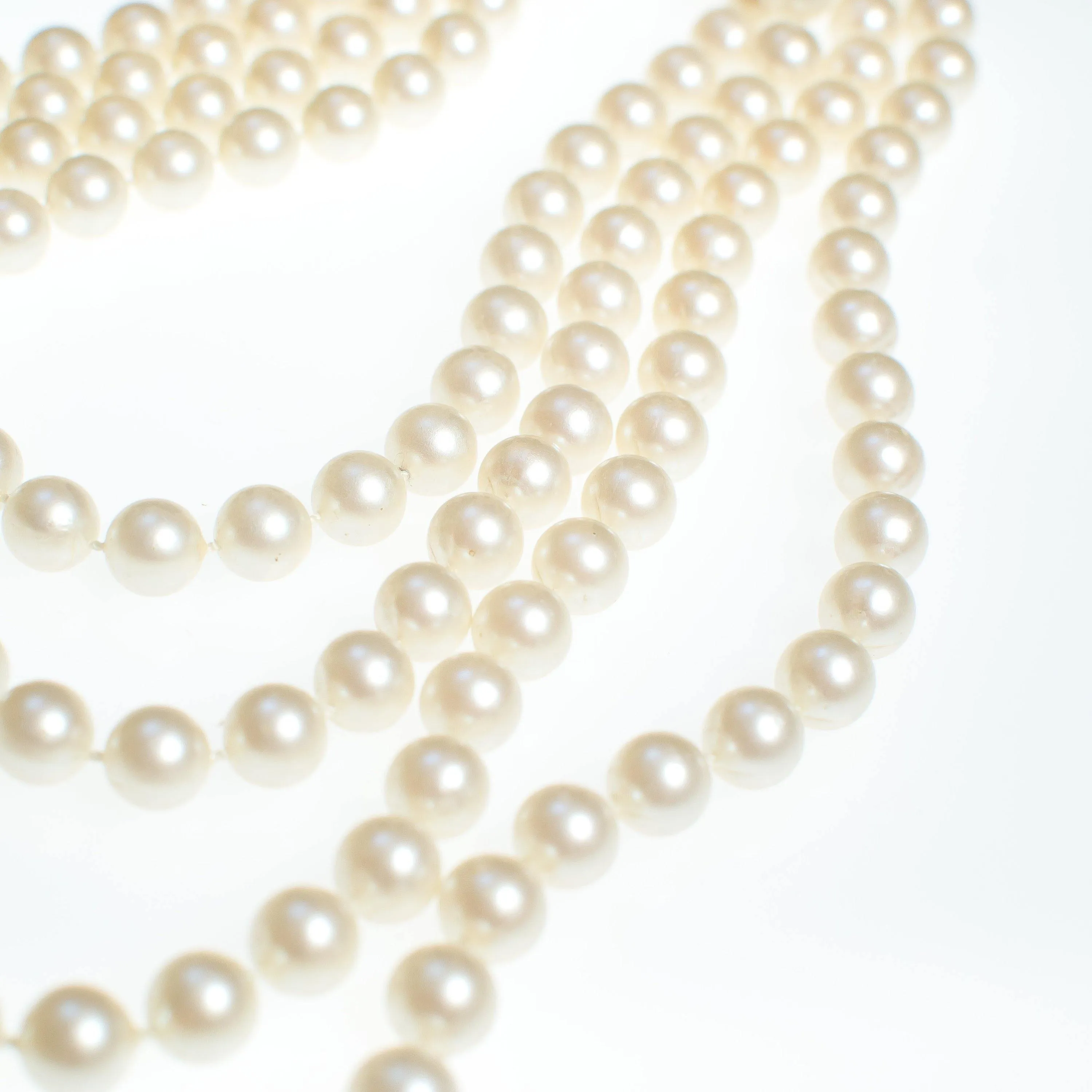 Vintage Opera Length Faux Pearl Necklace